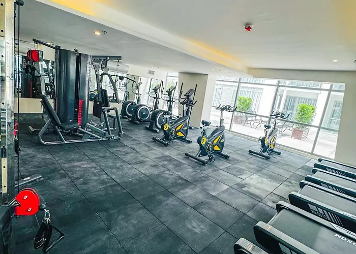 East Glory Center Near Of Dreams, Airport, Okada, And Moa 4*